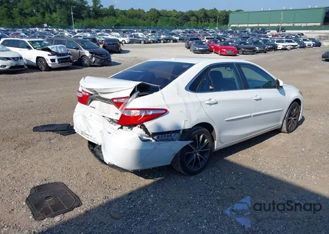 2015 Toyota Camry Xse V6 z USA, uszkodzony, nr VIN 4T1BK1FK6FU560068